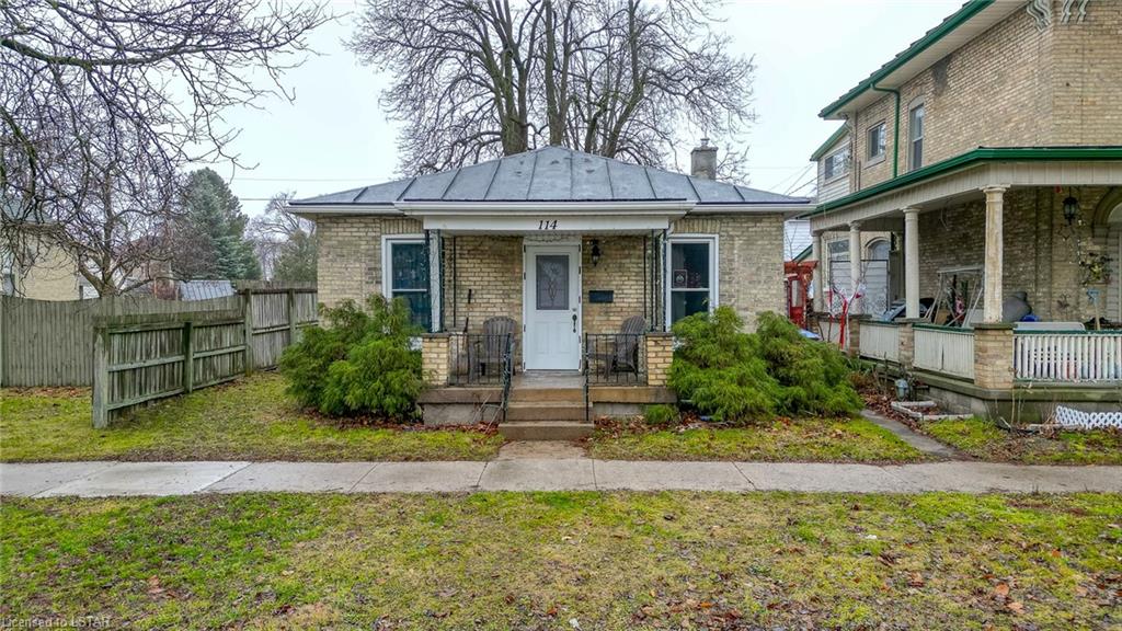 114 Front Street W, Sold in Strathroy Caradoc Zoocasa