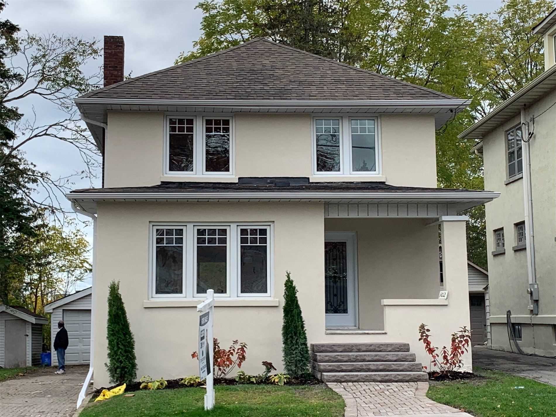 102 Oshawa Blvd N, Sold in Oshawa Zoocasa