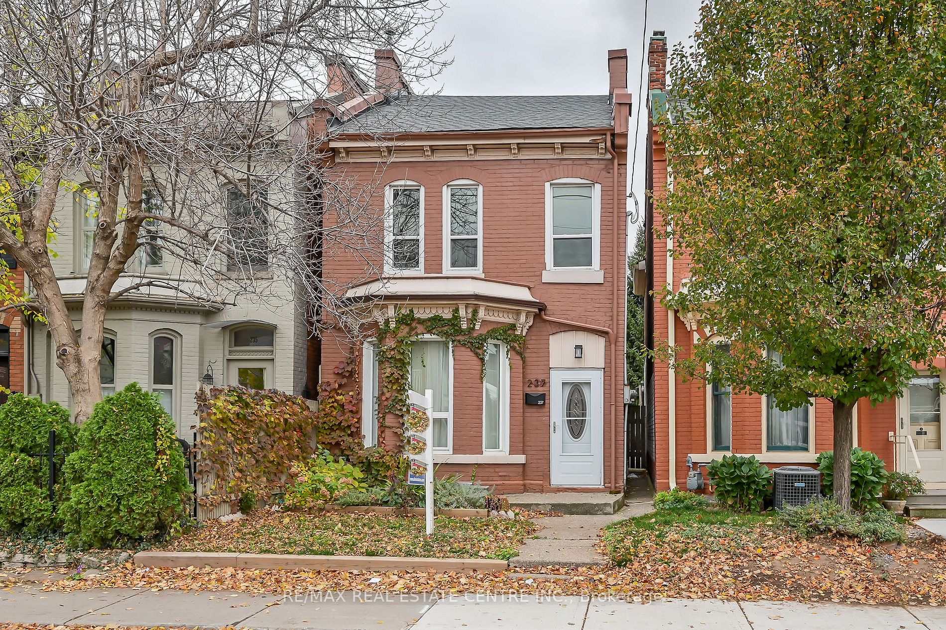 237 Hughson St N, Leased in Hamilton Zoocasa