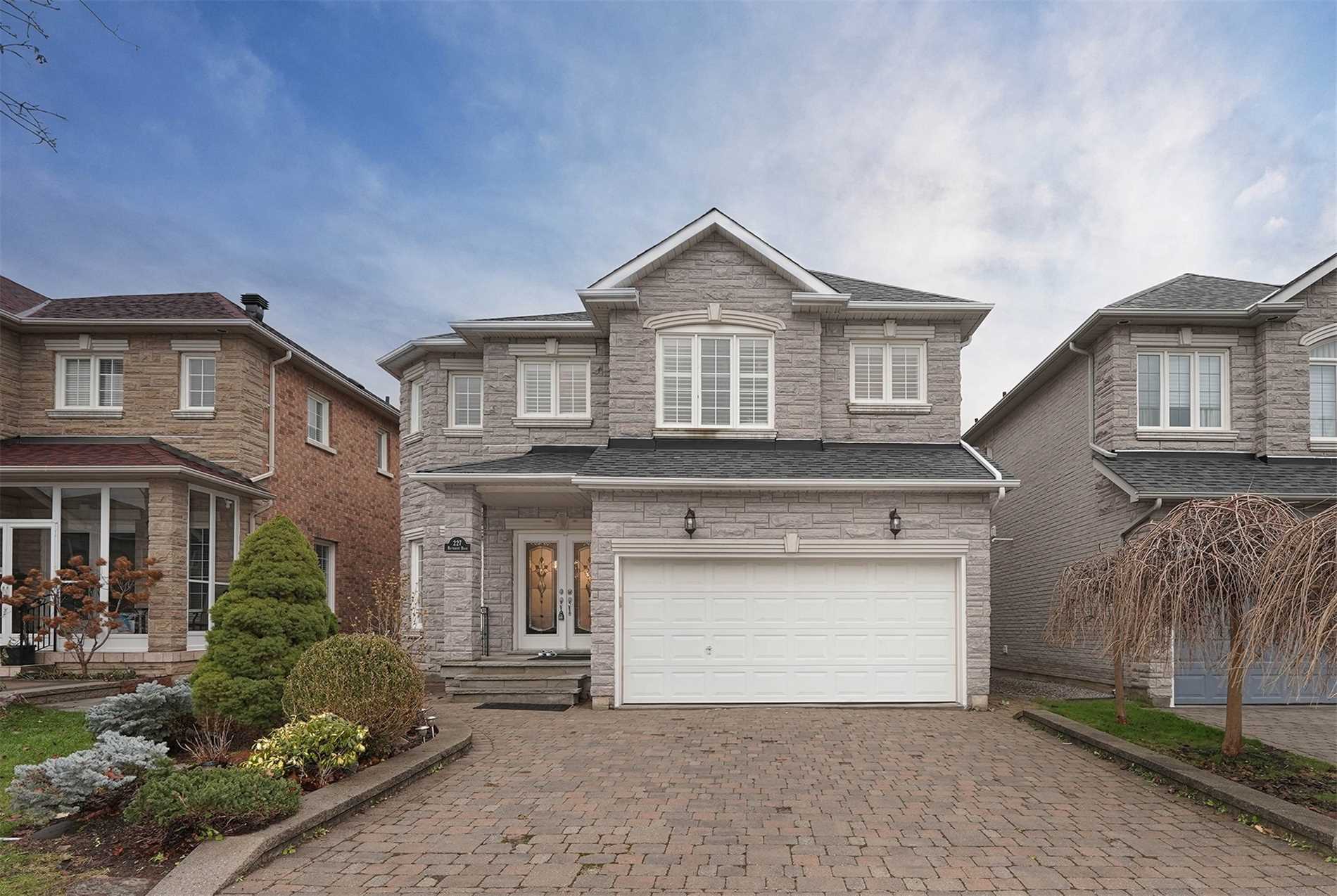 227 Rothbury Rd, Sold in Richmond Hill Zoocasa