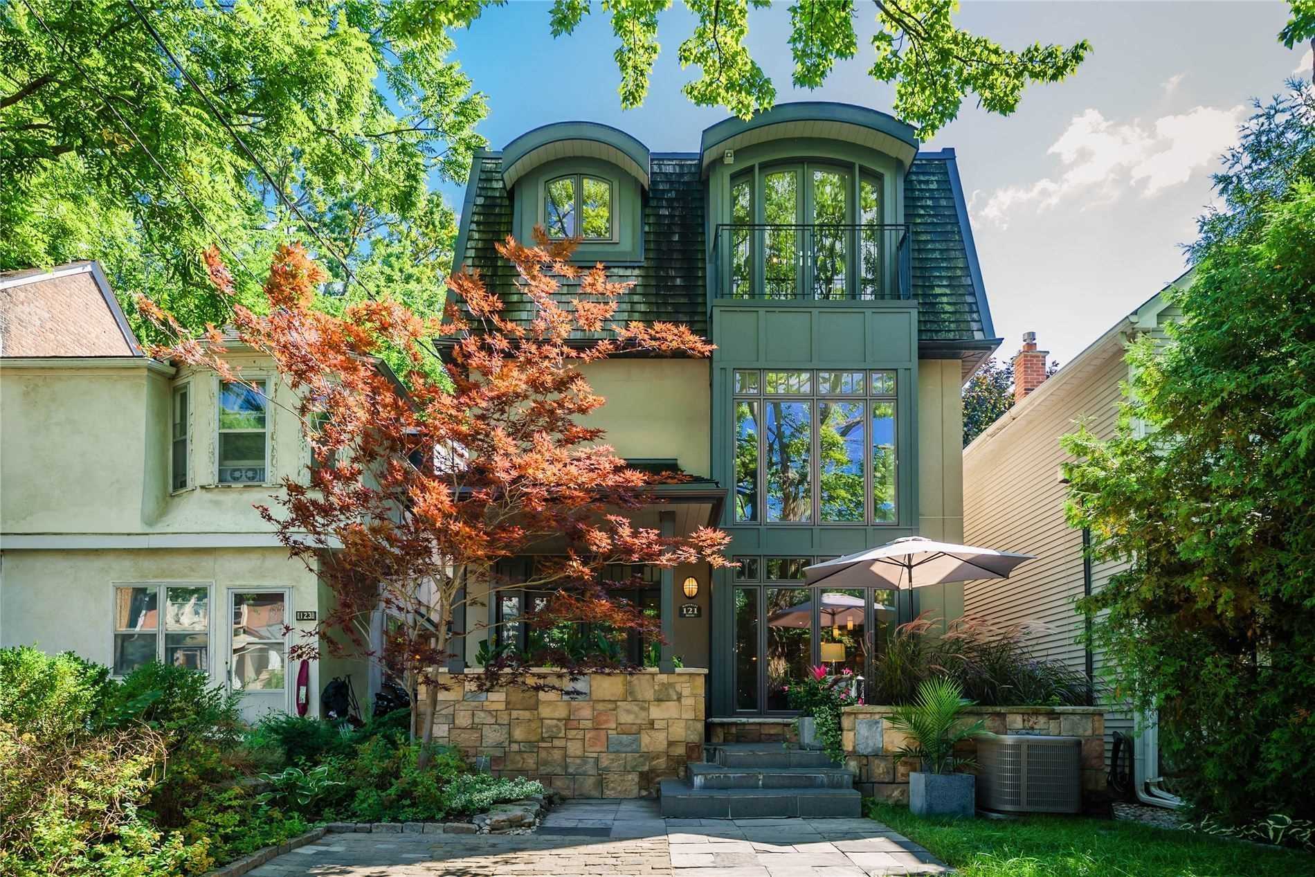 121 Waverley Rd, Sold in Toronto Zoocasa