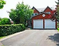 47 Walker Cres W