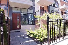 64 Cole St, Toronto, Ontario, M5A4M3