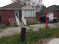 197 Queen St E