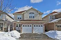 96 Longueuil Pl