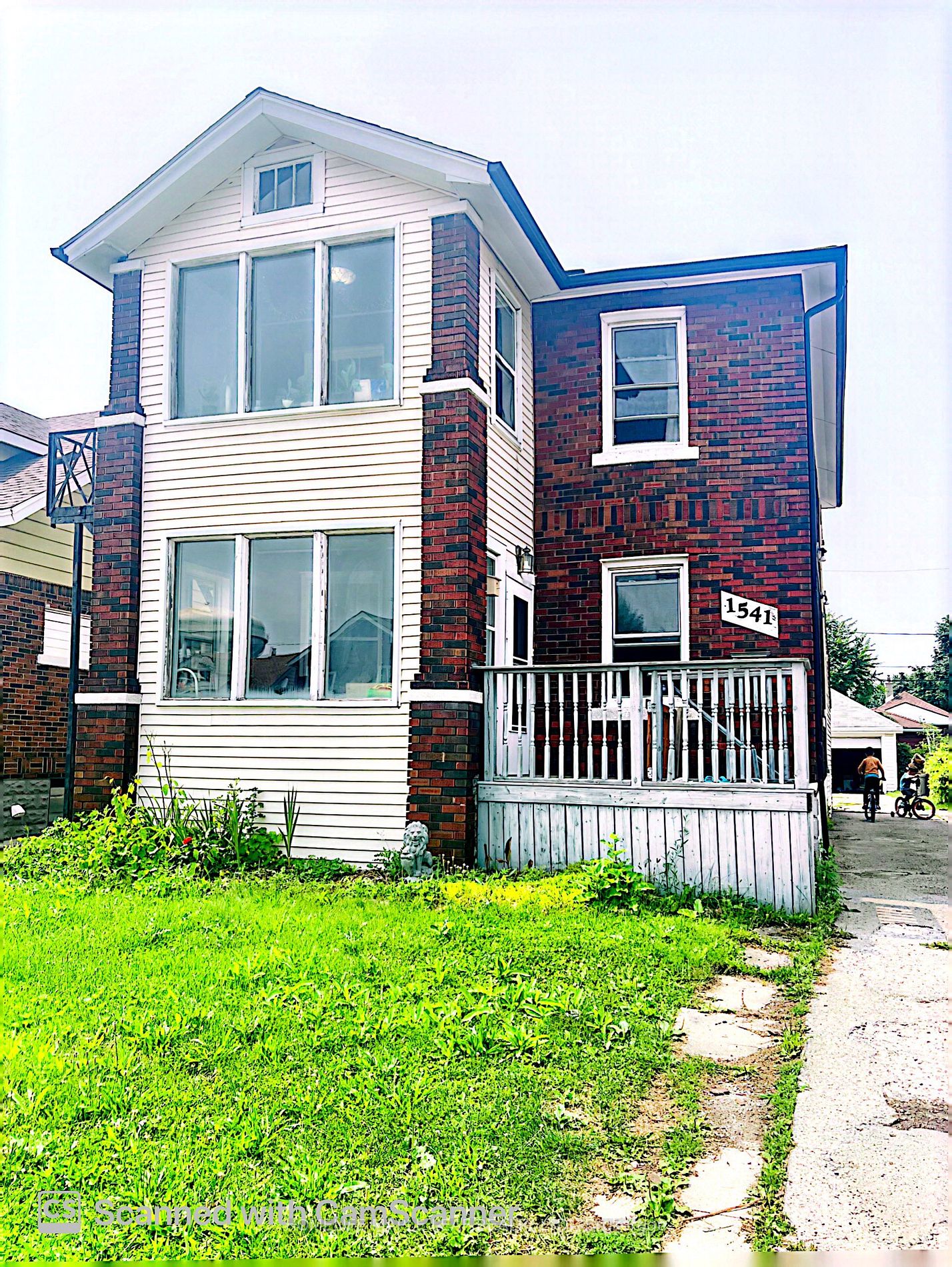 1541 Parent Ave E, For Sale in Windsor Zoocasa