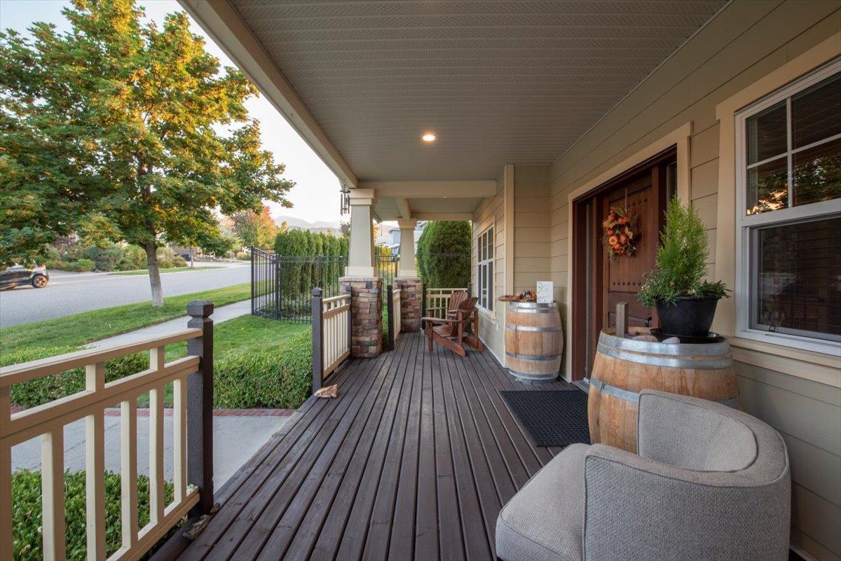 324 Quilchena Drive, For Sale in Kelowna Zoocasa