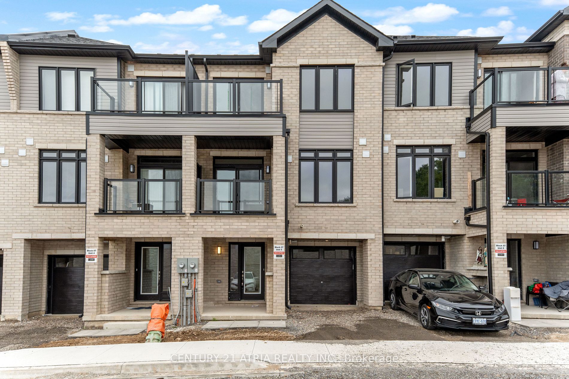 705 585 Colborne St E, Leased in Brantford Zoocasa