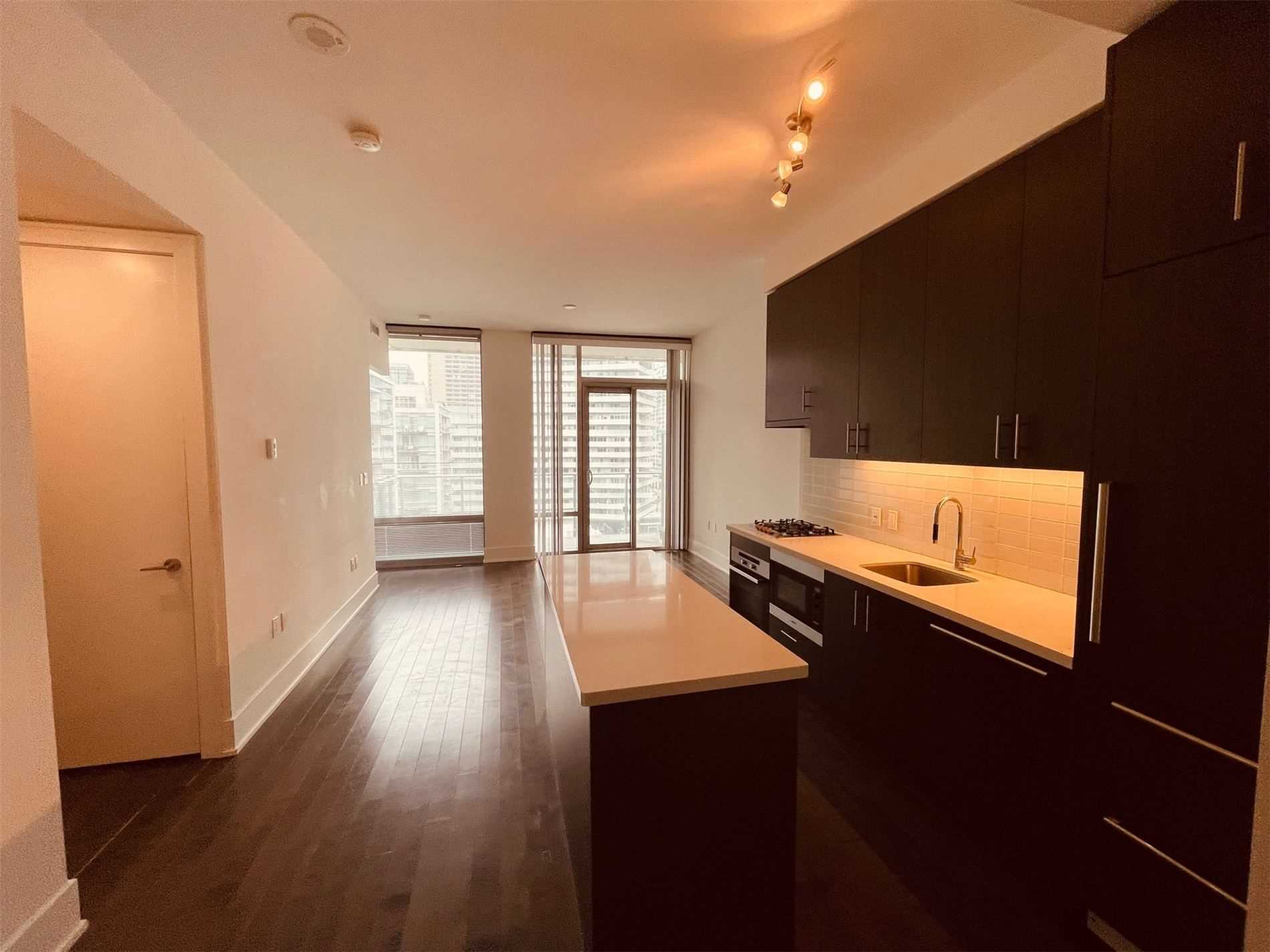 934 39 Queens Quay E, Leased in Toronto Zoocasa