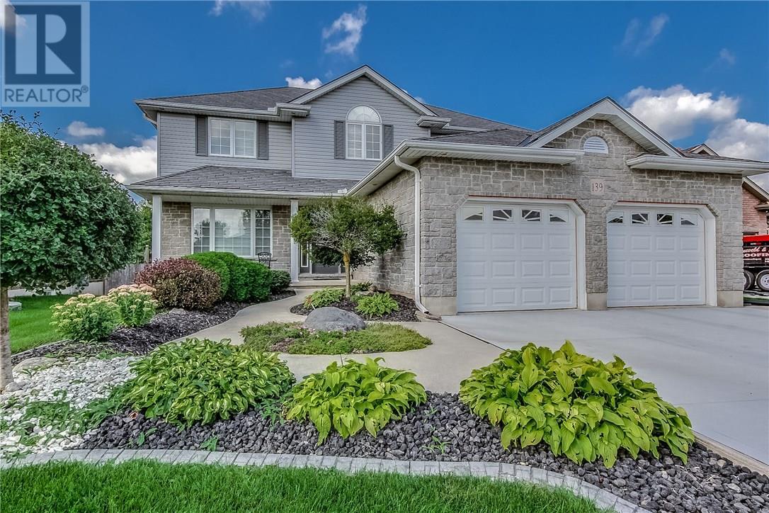 139 Falcon Drive, Woodstock (192687) Zoocasa