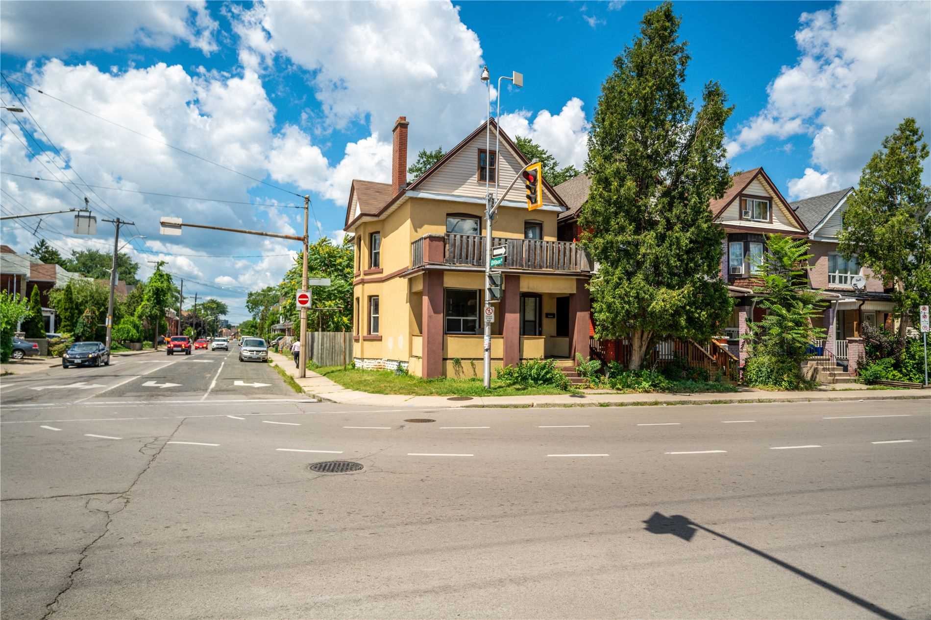 27 Sherman Ave N, Hamilton (X4852404) Zoocasa