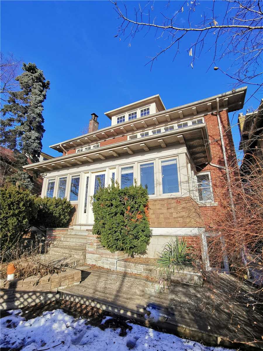 unit 2 445 Parkside Dr, For Rent in Toronto Zoocasa