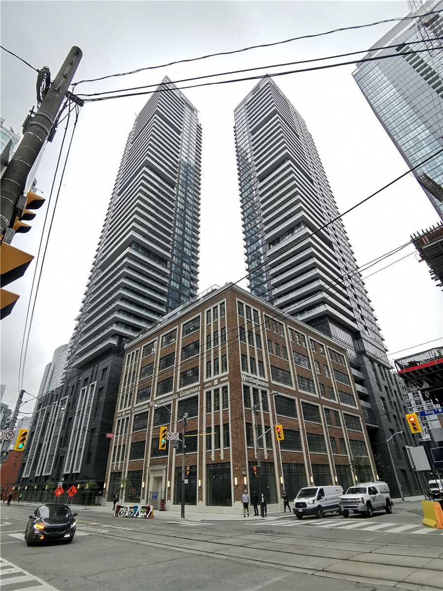 4900 125 Blue Jays Way, Leased in Toronto Zoocasa