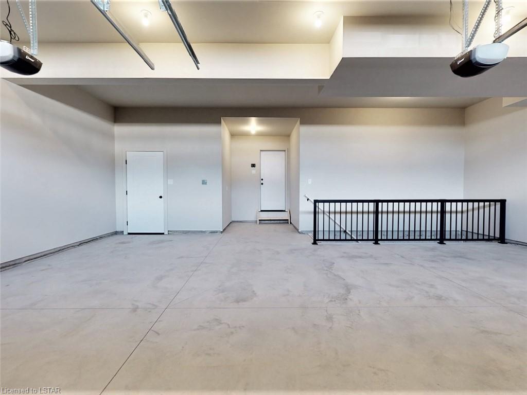 49 Royal Crescent, For Sale in Southwold Zoocasa