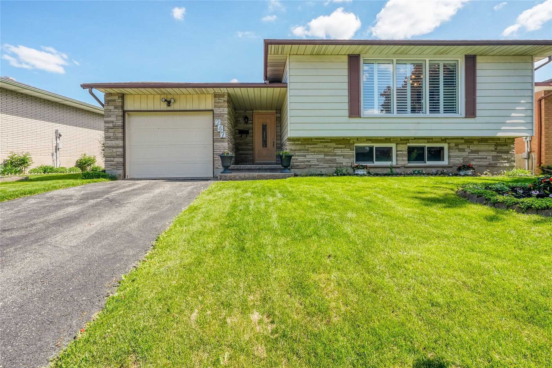 247 Lorraine Ave, Expired in Kitchener Zoocasa