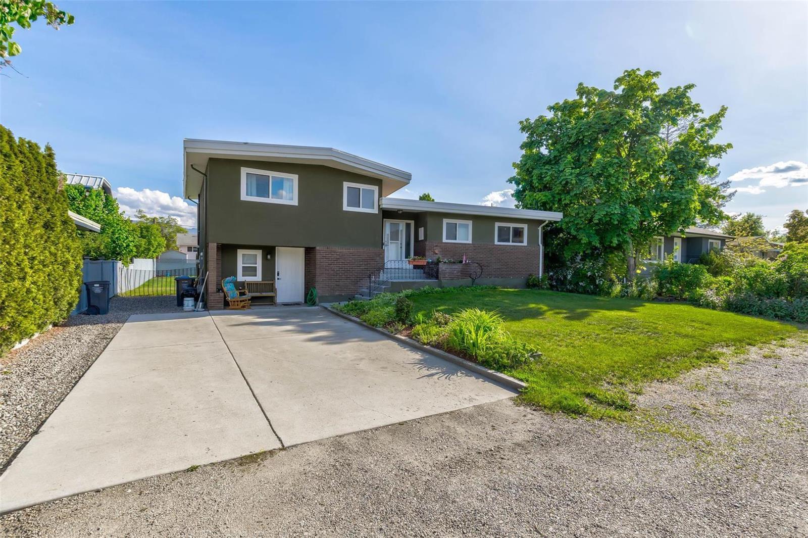 867 Grenfell Avenue, For Sale in Kelowna Zoocasa