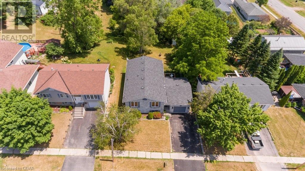 15 Tanner Drive, Stirling Rawdon Sold for XXX,XXX Zoocasa