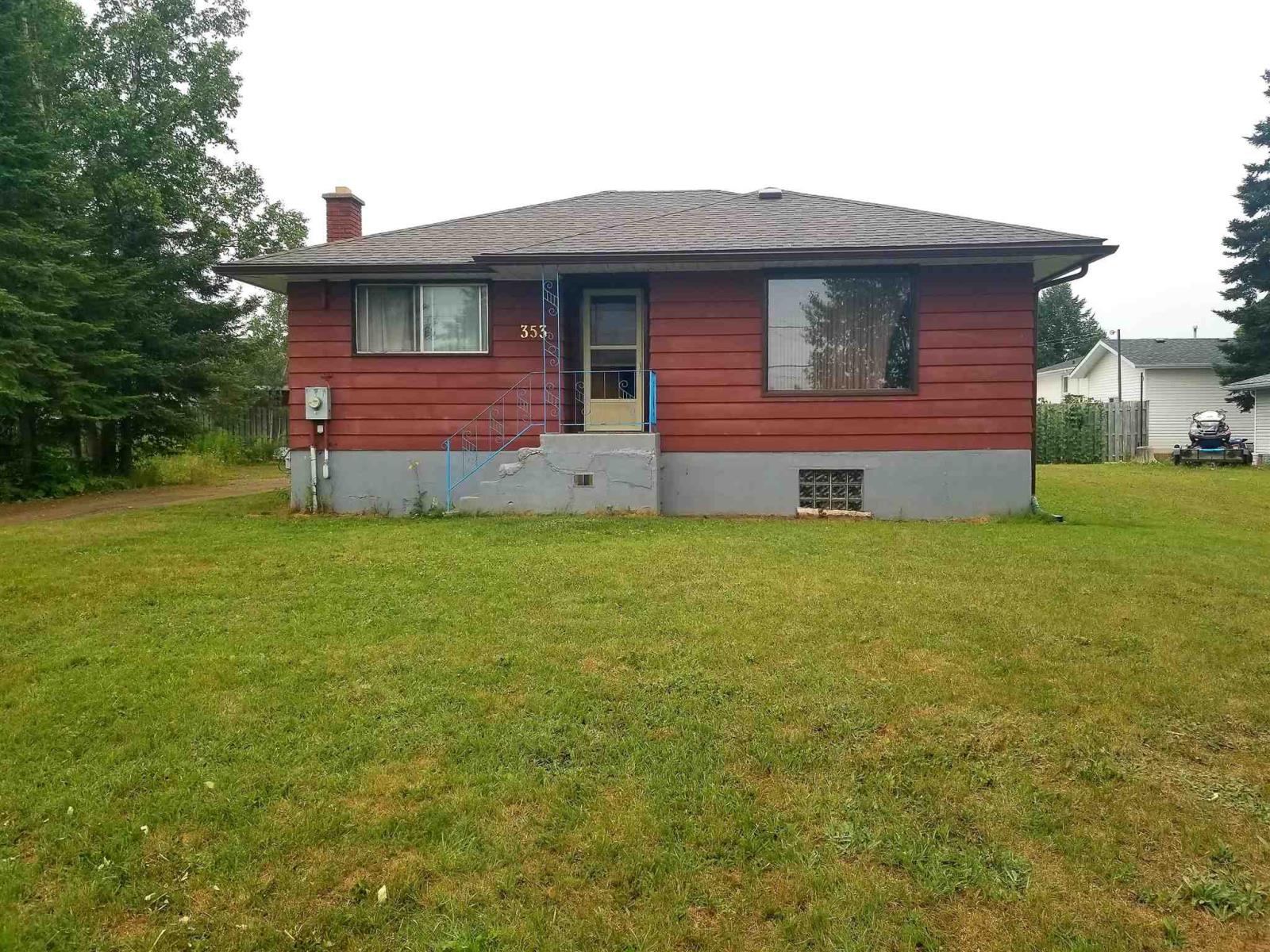 353 Hilldale Rd, Thunder Bay For Sale at 289,900 Zoocasa