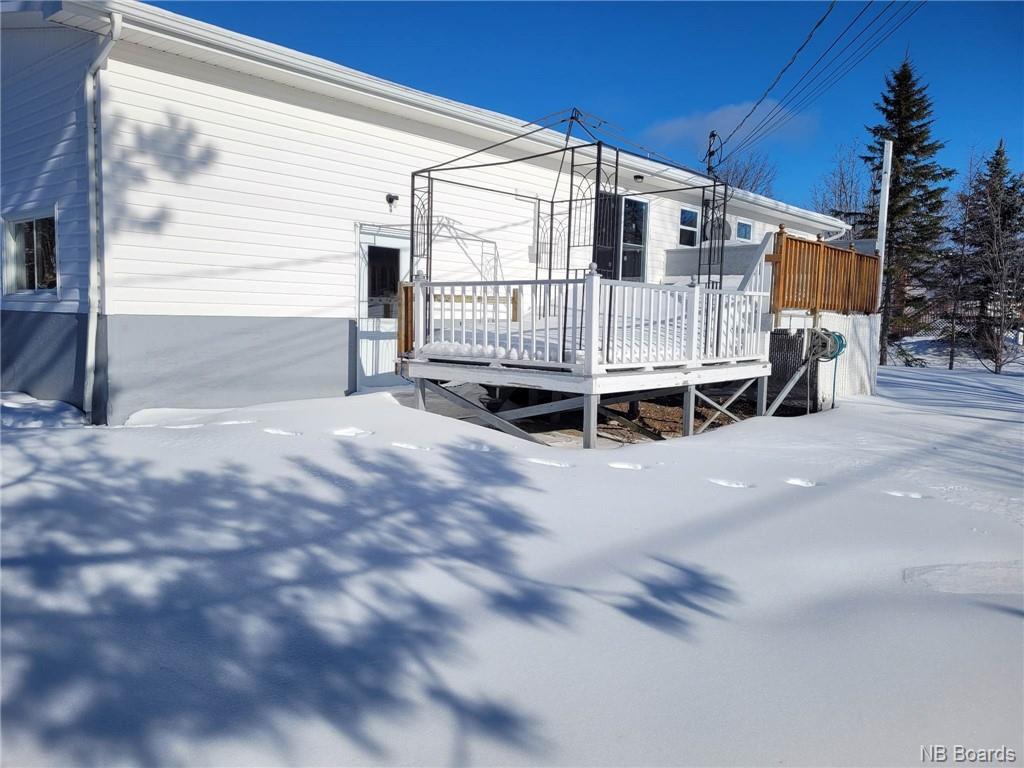 71 Rue Savoie, For Sale in Pointe Verte Zoocasa