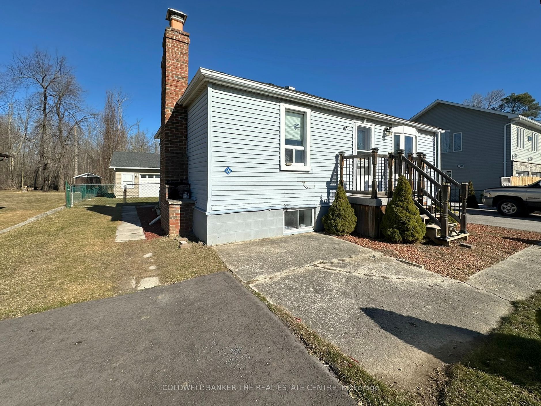 136 Bayview Ave, For Sale in Zoocasa