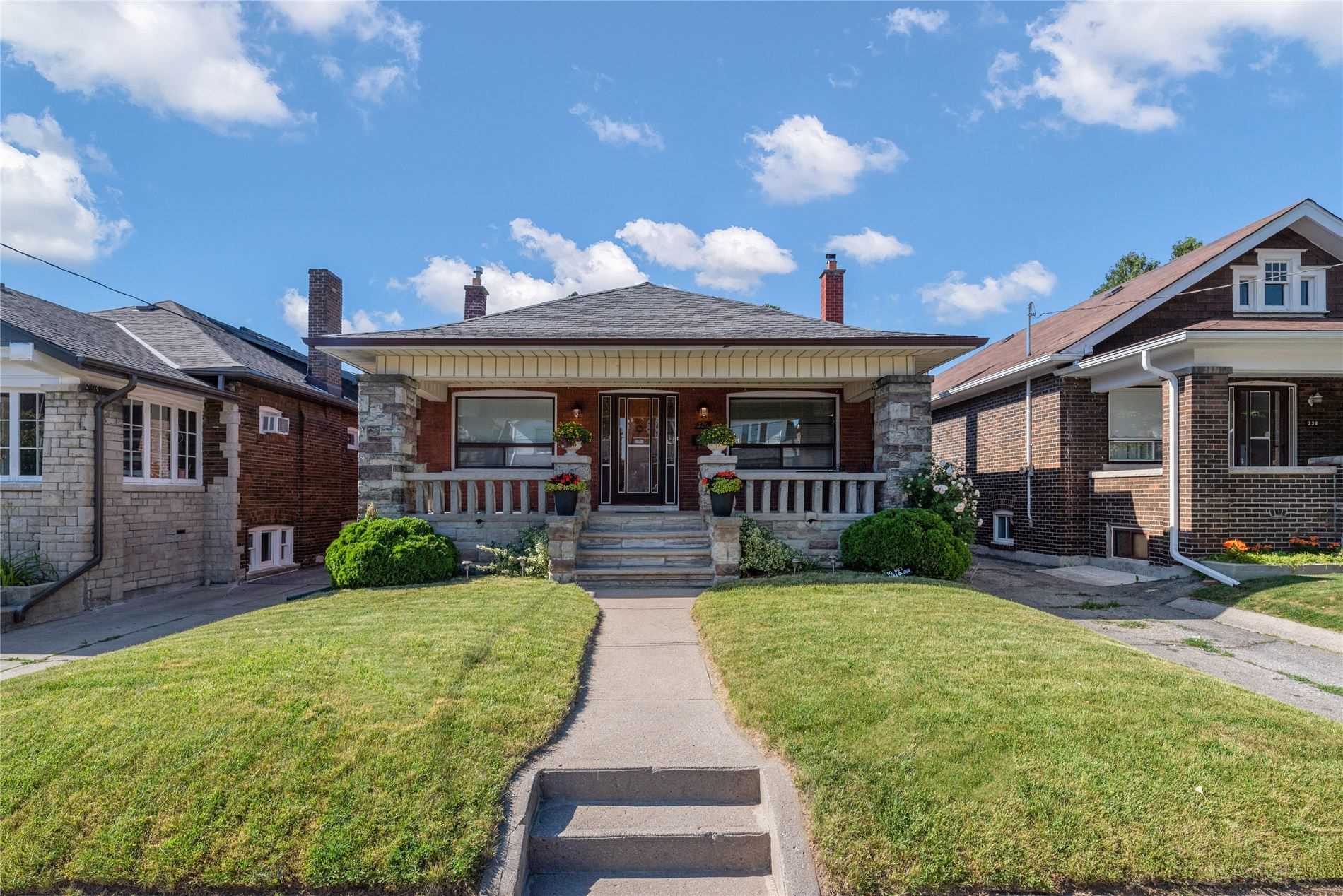 326 Strathmore Blvd, For Sale in Toronto Zoocasa