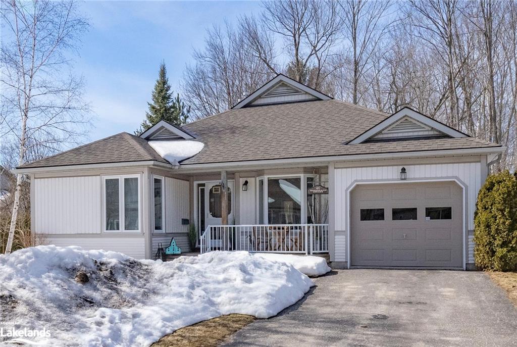 46 Woodmans Chart, For Sale in Gravenhurst Zoocasa