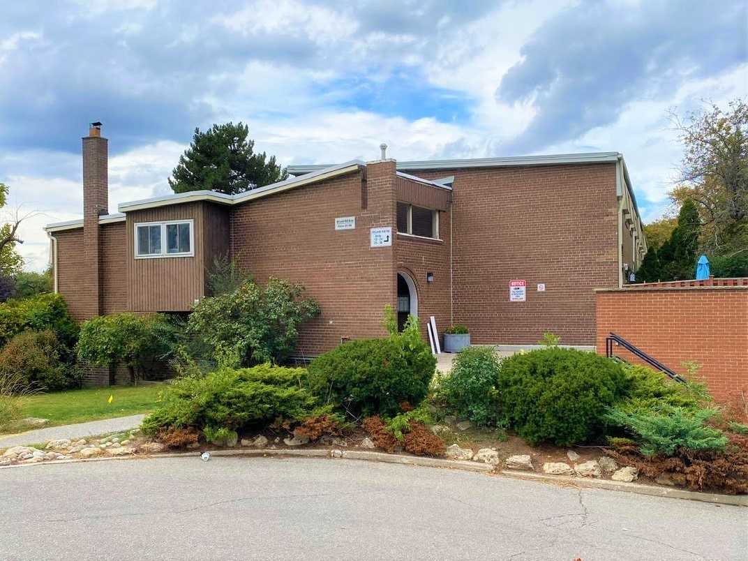 20 10 Leith Hill Rd, Sold in Toronto Zoocasa