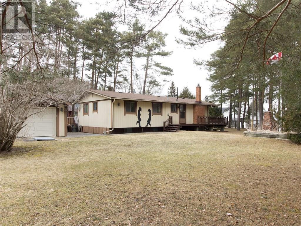 20 Riverside Drive Lindsay 117827 Zoocasa