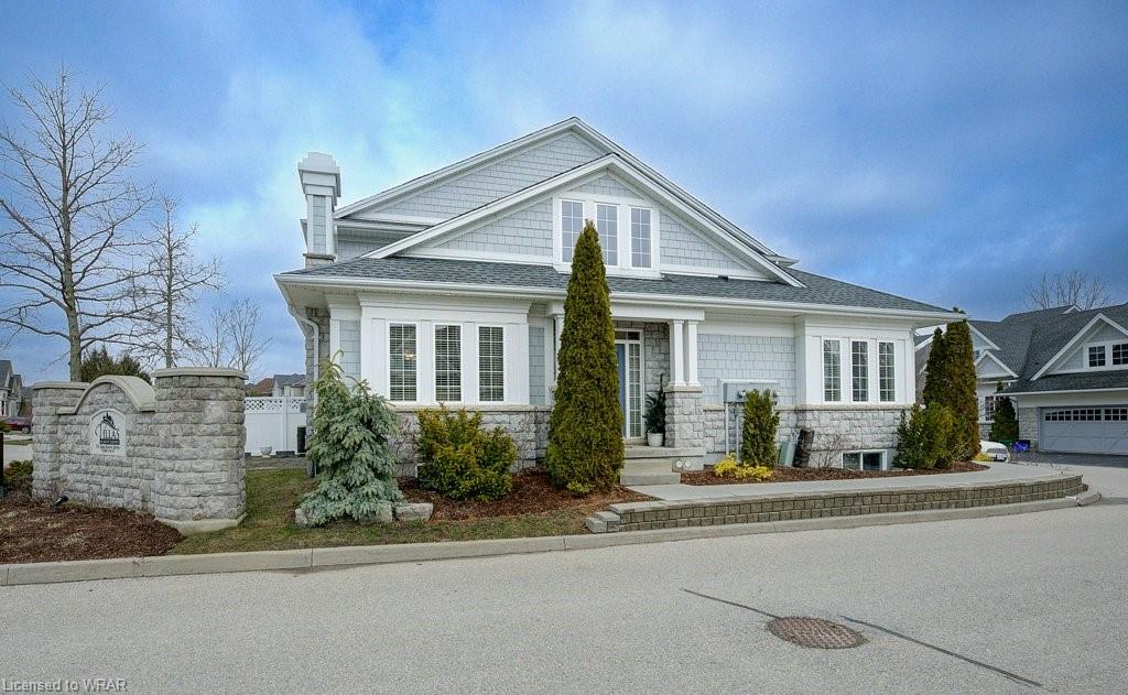 11 276 Sims Estate Drive, For Sale in Kitchener Zoocasa