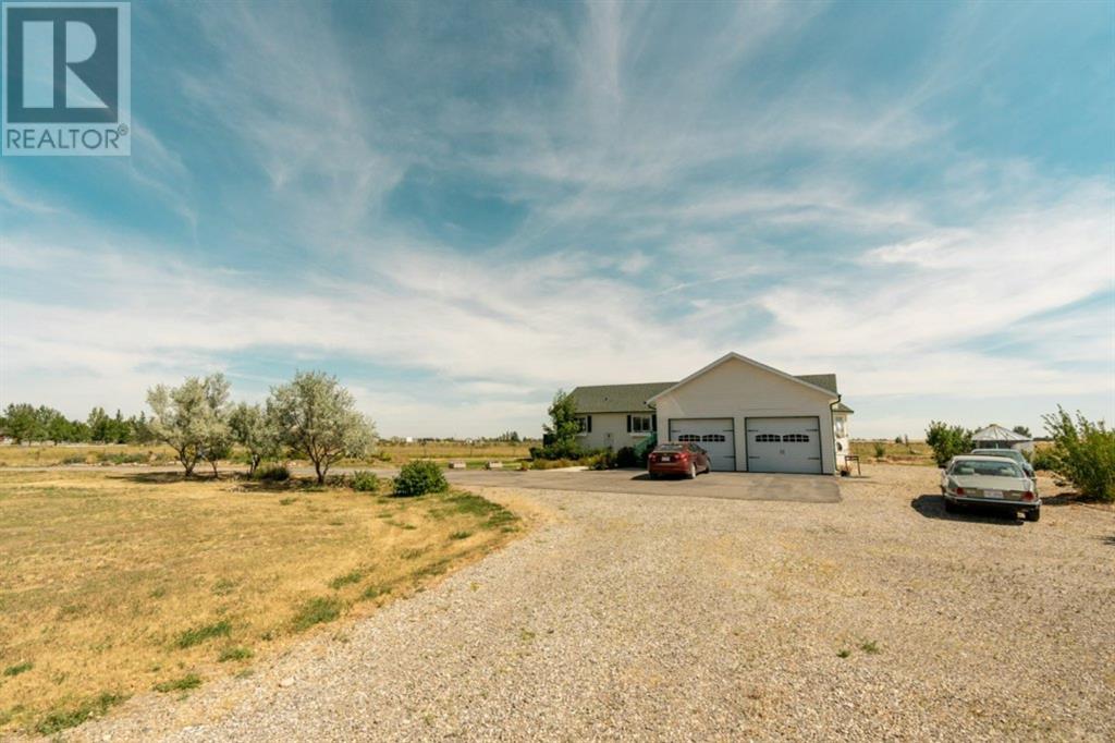 232 Avro Anson Road, For Sale in Fort Macleod Zoocasa